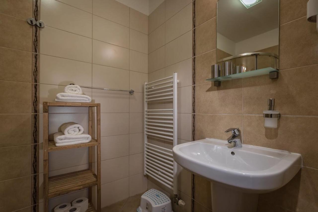 Apartman Bešeňová Eksteriør bilde
